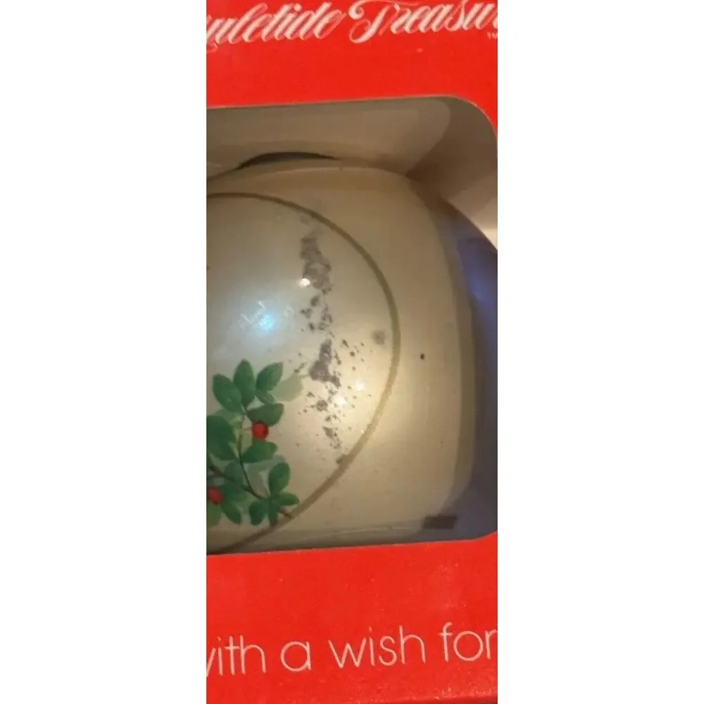 Cardinal‎ Christmas Holiday Ornament Gibson Yuletide Treasures Jean O'Brian READ